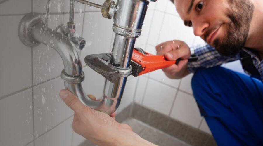 Professional clogged toilet repair services in Hale, MO